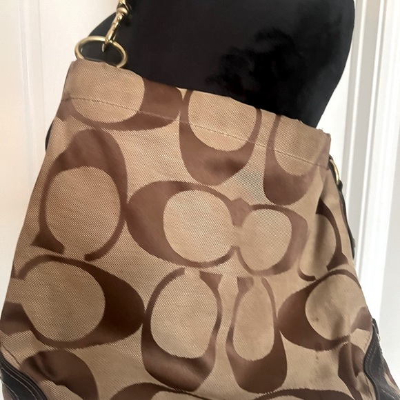 Authentic Distressed Coach 10620 Carly Large Brown Tote Purse Signature Hobo bag - Picture 4 of 12